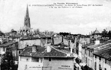 Iconographie - La flèche de Notre-Dame et la rue des Orfèvres...