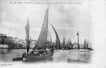 Iconographie - Entrée au port de la Chaume d'un bateau de pêche