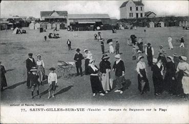 Iconographie - Groupe de baigneurs sur la plage