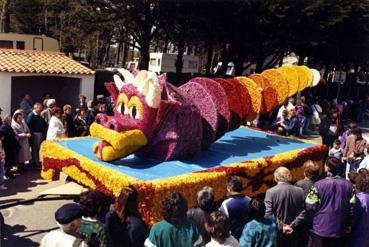 Iconographie - La fête des tulipes - Le dragon