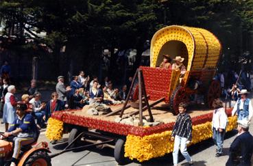 Iconographie - La fête des tulipes - Char "La ruée vers l'or"