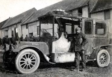 Iconographie - Automobile de l'armée