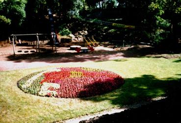 Iconographie - Les Floralies - Un parterre