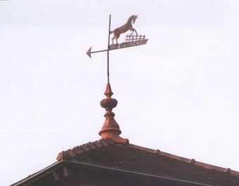 Iconographie - Corps de logis - Détail de la girouette du château d'eau