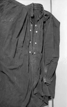 Iconographie - Blouse d'homme, en coton teinté indigo