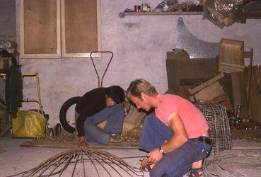 Iconographie - Fabrication d'un char pour le défilé-cavalcade de la Saint-Laurent 1977