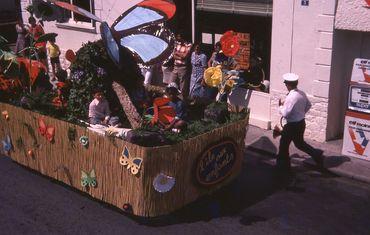 Iconographie - Défilé-cavalcade de la Saint-Laurent 1977