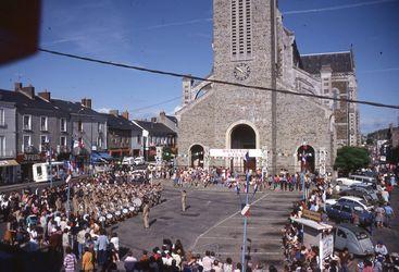 Iconographie - Fanfare militaire lors la Saint-Laurent 1977