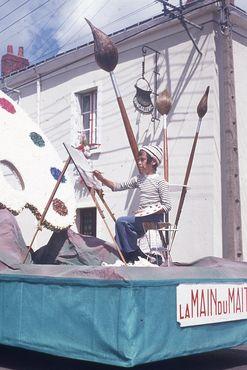 Iconographie - Défilé-cavalcade de la Saint-Laurent 1977