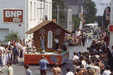 Iconographie - Défilé-cavalcade de la Saint-Laurent 1980