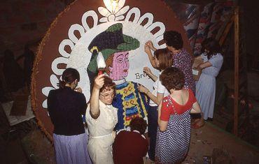 Iconographie - Fabrication d'un char pour le défilé-cavalcade de la Saint-Laurent 1980