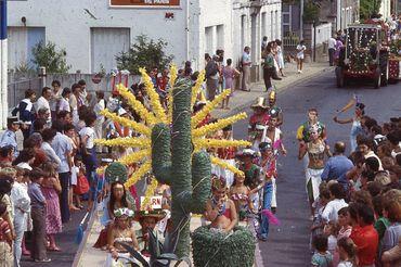 Iconographie - Défilé-cavalcade de la Saint-Laurent 1980