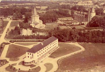 Iconographie - Vue aérienne du Château de la Groulaie