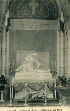 Iconographie - Monument aux morts à l'intérieur de l'église de Blain