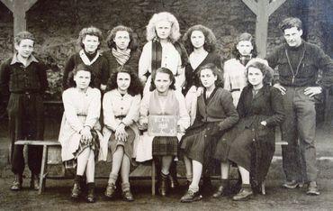Iconographie - Photo de classe - Ecole publique des Noyers - Année 1949