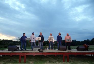 Iconographie - Le groupe de chants de marins Touline en concert 