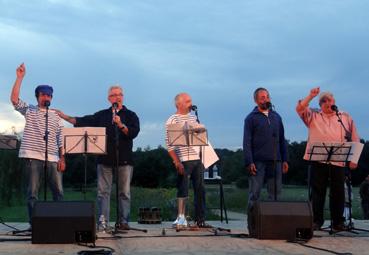 Iconographie - Le groupe de chants de marins Touline en concert