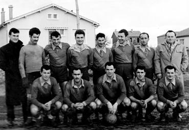 Iconographie - L'équipe du Sporting Club Challandais en 1956-1957