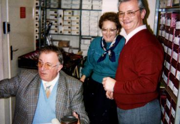 Iconographie - Place Aristide Briand, le couple Gilbert Perocheau, cordonnier