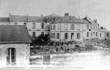 Iconographie - L'Hôpital, façade nord et pavillon d'isolement