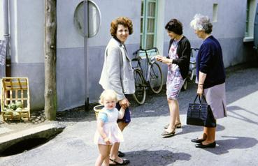 Iconographie - Femmes dans la rue