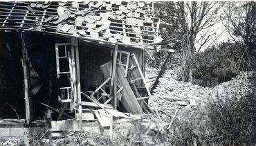 Iconographie - Ruines de la maison Bureau après le bombardement du 17 juin 1940