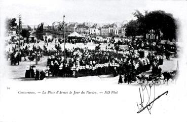 Iconographie - La place d'armes le jour du pardon