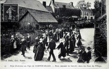 Iconographie - Noce bretonne au pays de Cornouailles - Noce dansant la gavotte dans les rues du village
