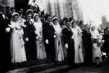 Iconographie - Mariage de cinq couples - Sortie de l'église