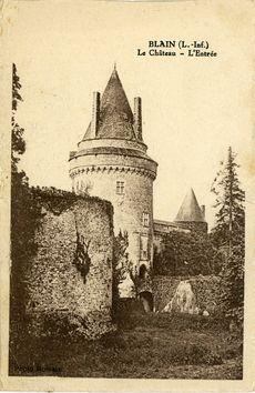 Iconographie - Le château - L'entrée