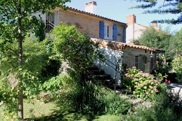 Iconographie - La Claverie des Noyers - Façade, côté cour