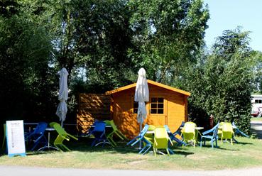 Iconographie - Camping l'Île Cariot - Un châlet