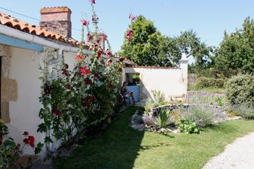 Iconographie - L'Enclos bleu - Gîtes et chambres d'hôtes, un gîte