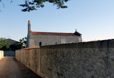 Iconographie - Mur du cimetière près de l'église templière