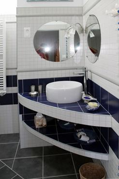 Iconographie - La Claverie - La salle de bain de la chambre bleue