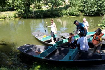 Iconographie - La location de barques de promenade sur la Vendée