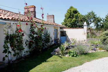 Iconographie - L'Enclos bleu - Gîtes et chambres d'hôtes - Deux gîtes