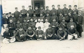 Iconographie - Soldats blessés en soins à Blain