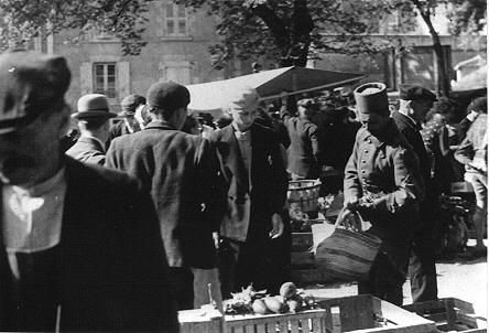 Iconographie - Le marché de Fontenay le Comte