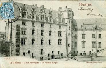 Iconographie - Le château - Cour intérieure - Le grand logis