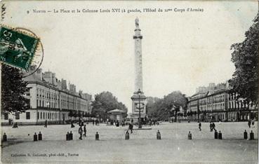 Iconographie - La place et la colonne Louis XVI (à gauche, l'hôtel du XIe corps d'Armée)