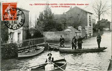 Iconographie - Trentemoult-lès-Nantes - Les inondations décembre 1910 - La route de Norckhouse