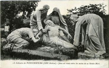 Iconographie - Calvaire de Pontchâteau (XIIIe station) - Jésus est remis entre les mains de sa Sainte-Mère