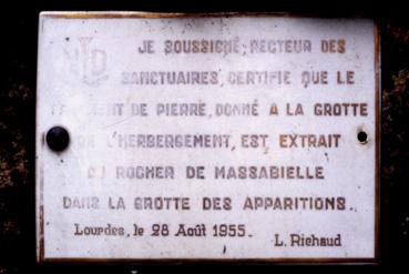 Iconographie - Plaque de la grotte de Lourdes