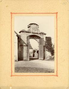 Iconographie - Portail du Château