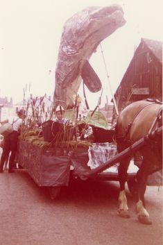 Iconographie - Défilé-cavalcade de la Saint-Laurent 1963