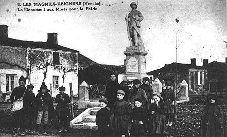 Iconographie - Vieille église ds Magnils les Regnier