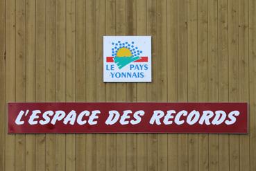 Iconographie - L'espace des records - L'enseigne