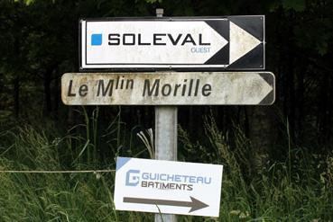 Iconographie - Panneau de direction du Moulin Morille