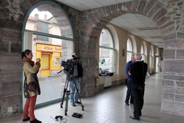 Iconographie - Intérieur des halles en pierres des Plochères